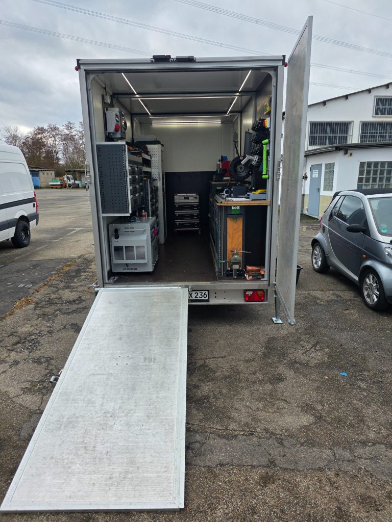 Klappen/ Rampenkonstruktion